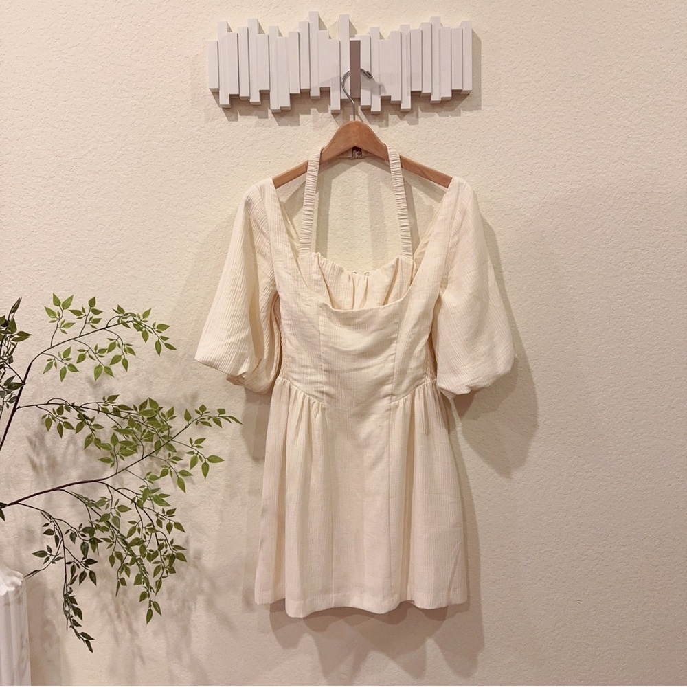 Sovere Naya Short Sleeve Mini Dress Vanilla Marle Size Small NWT